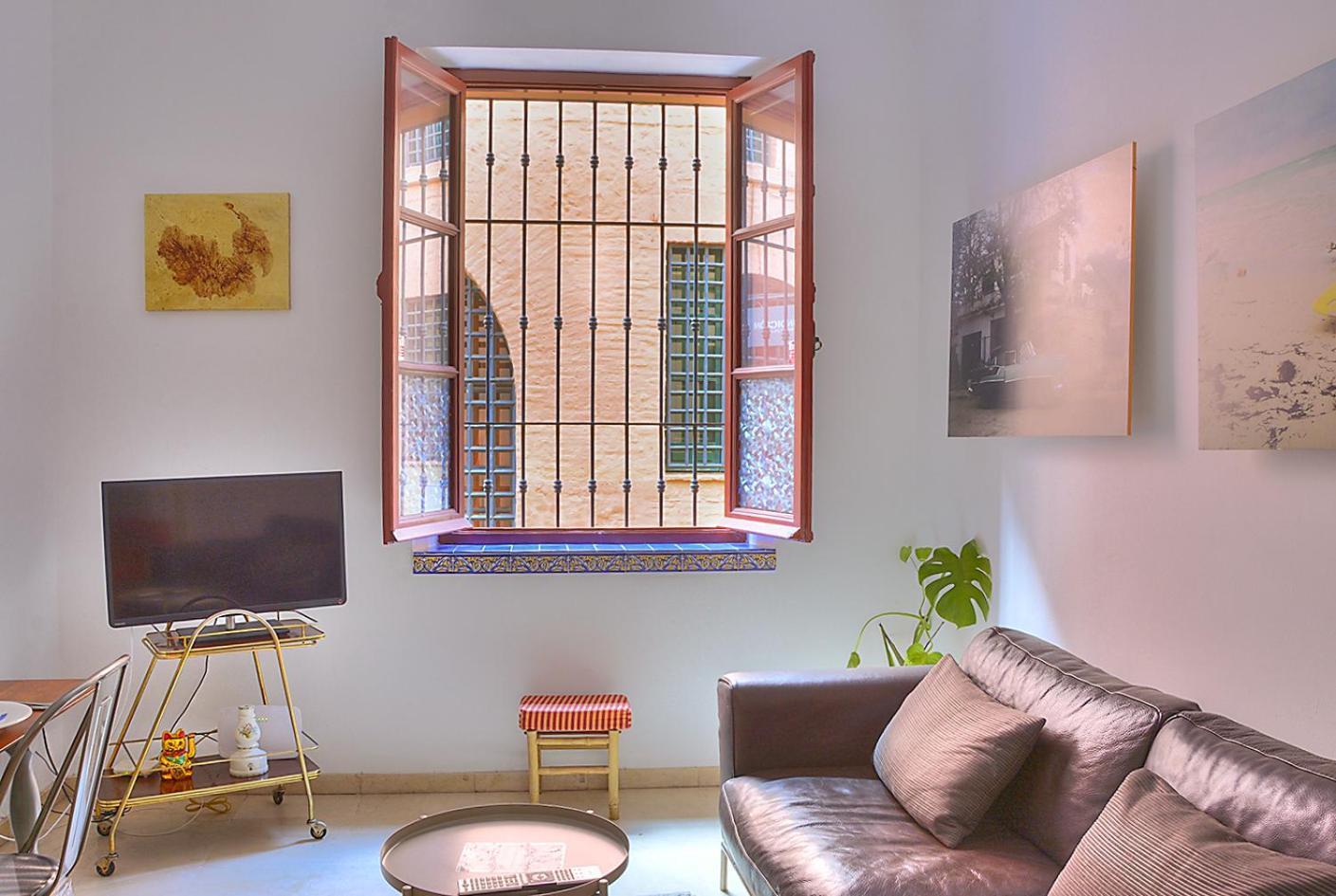 Apartamento Torre De La Plata Seville Exterior photo